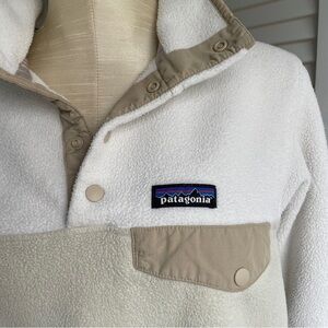 Patagonia White and Tan Fleece Jacket